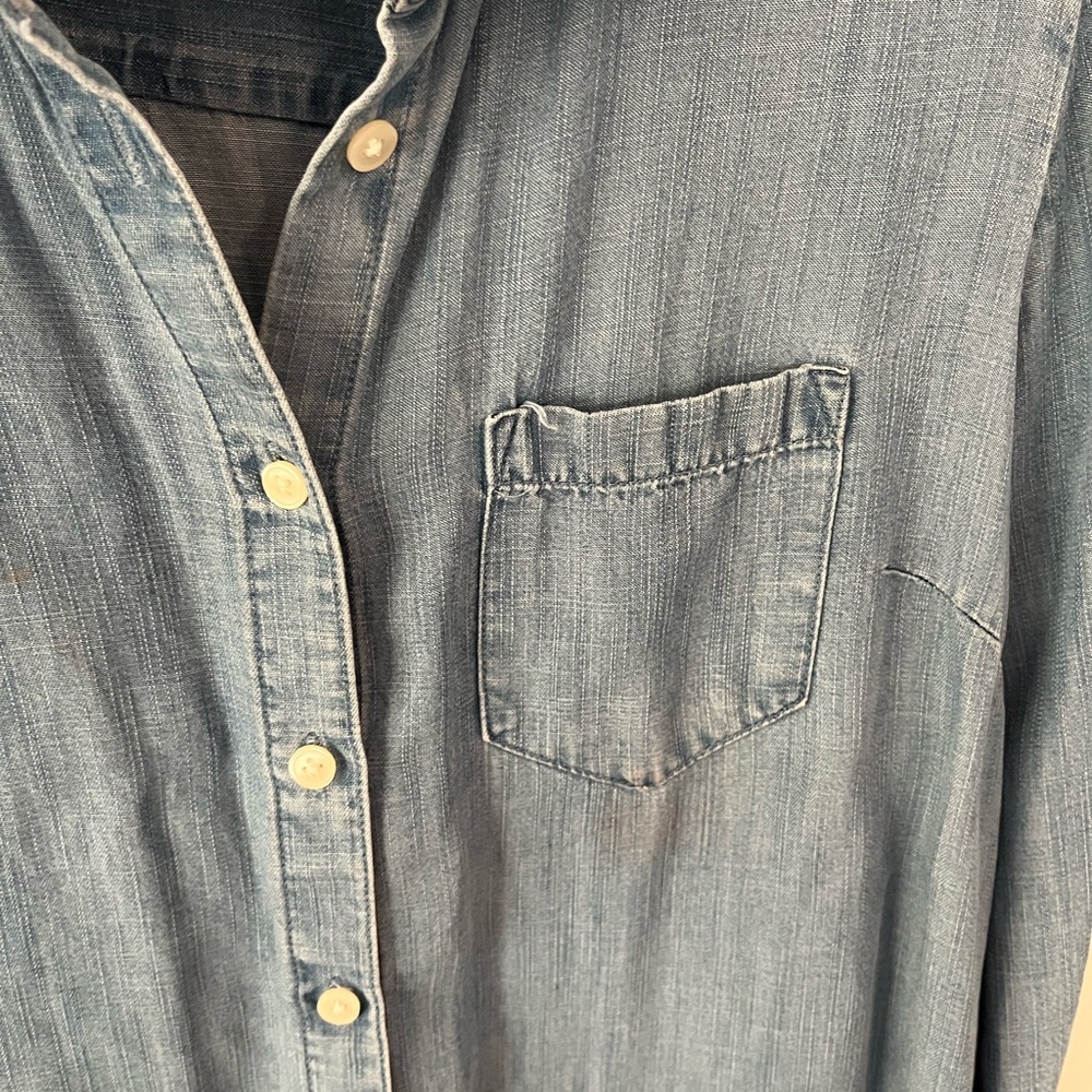 Banana Republic Blue Denim Button Down Shirt Classic Chambray | Women’s Small - Picture 4 of 10